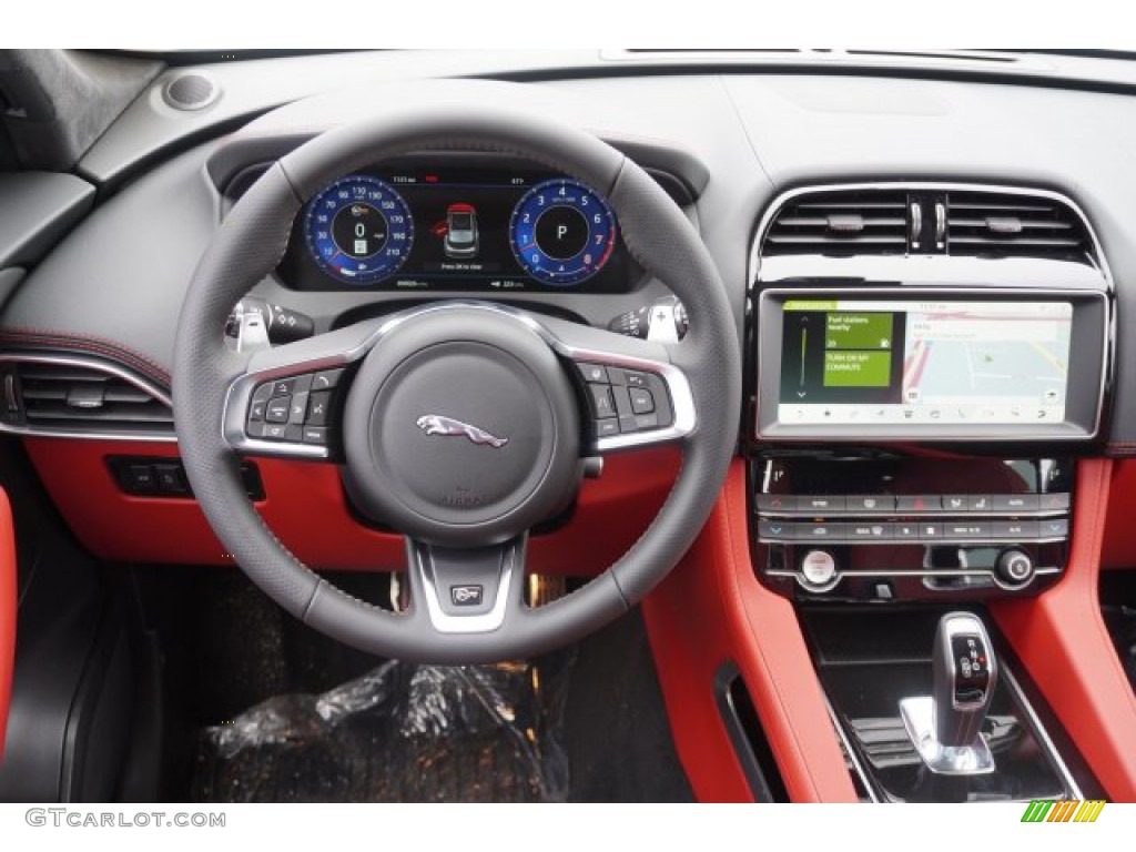 2020 Jaguar F-PACE SVR Controls Photo #135618912