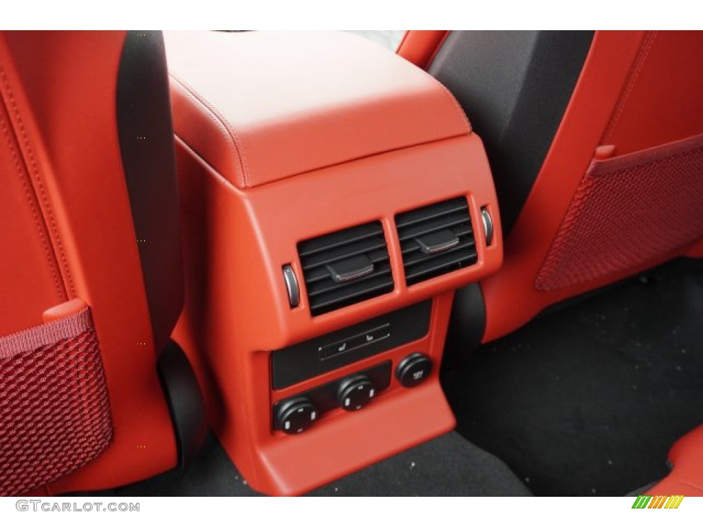2020 Jaguar F-PACE SVR Controls Photo #135618924