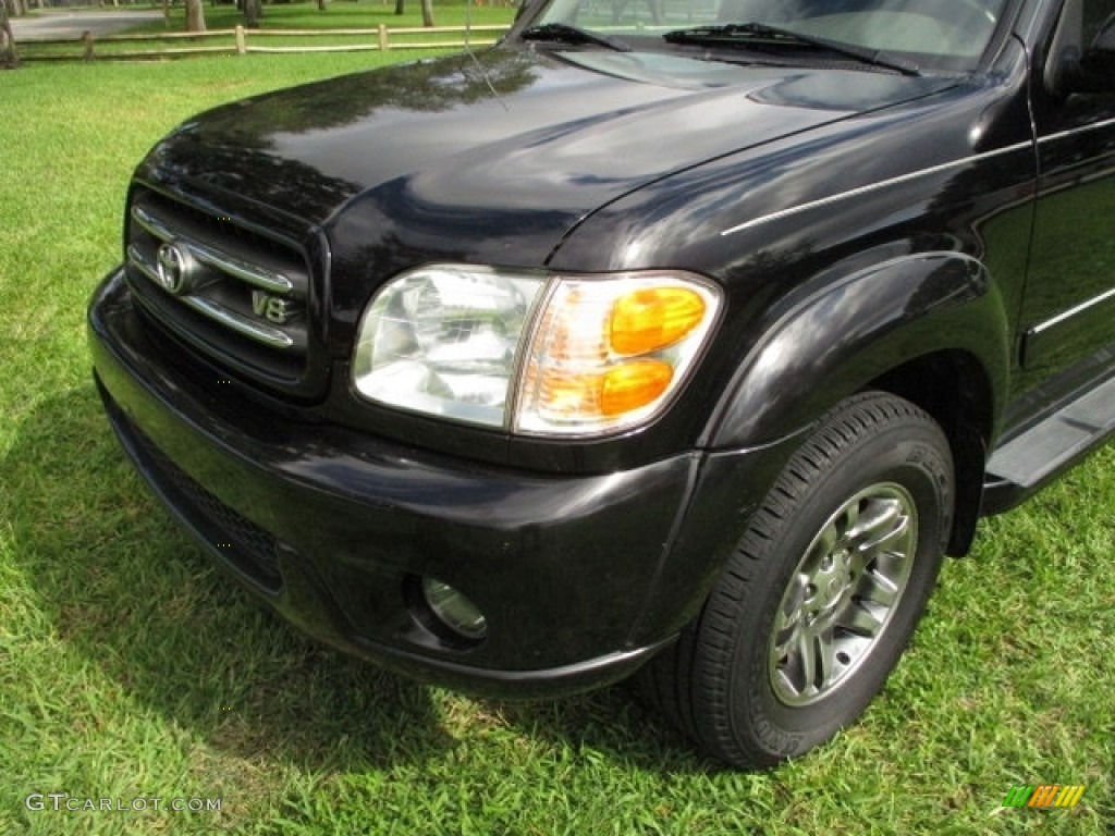 2003 Sequoia Limited 4WD - Black / Oak photo #30