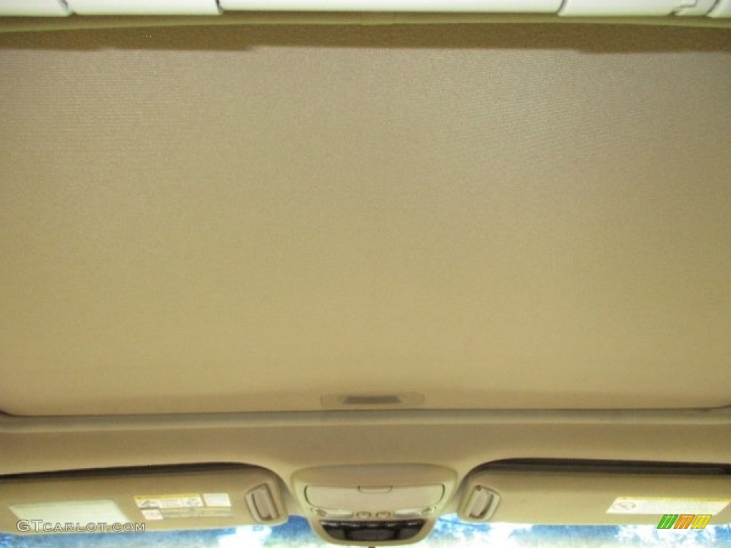 2003 Sequoia Limited 4WD - Black / Oak photo #68