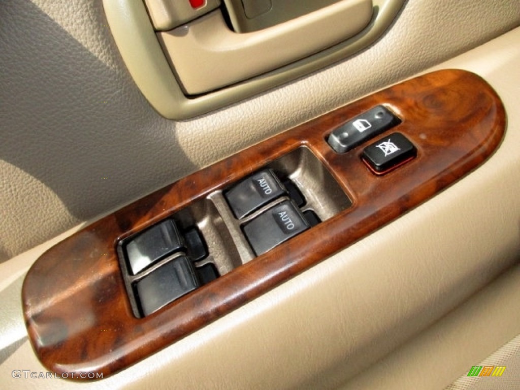 2003 Sequoia Limited 4WD - Black / Oak photo #78