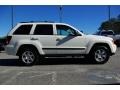 Stone White - Grand Cherokee Laredo Photo No. 5