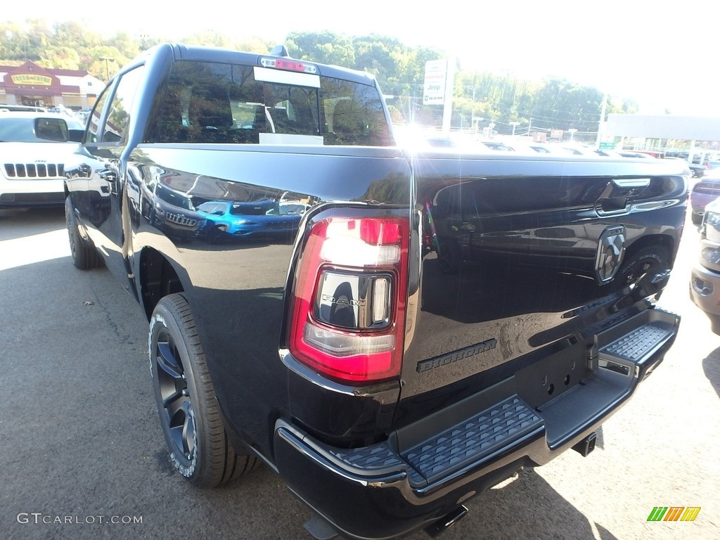 2020 1500 Big Horn Night Edition Crew Cab 4x4 - Diamond Black Crystal Pearl / Black photo #3