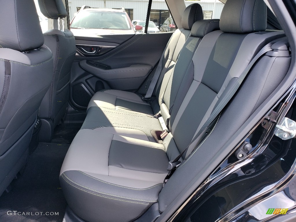 2020 Subaru Outback Onyx Edition XT Rear Seat Photo #135633499