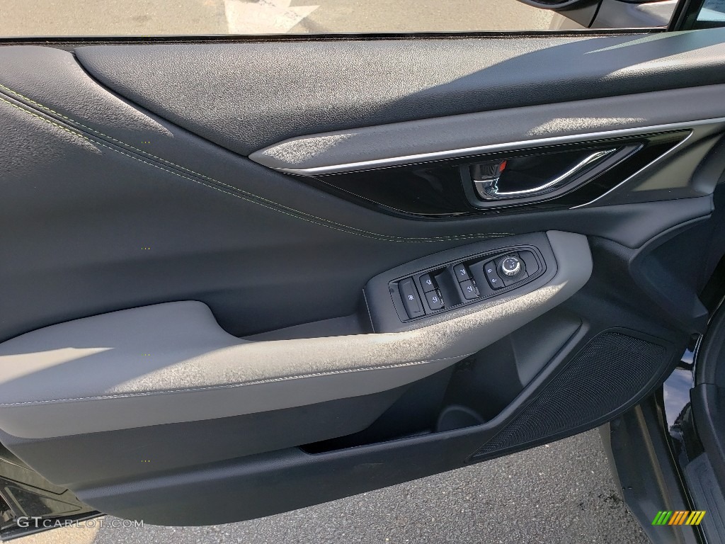 2020 Subaru Outback Onyx Edition XT Gray StarTex Door Panel Photo #135633544