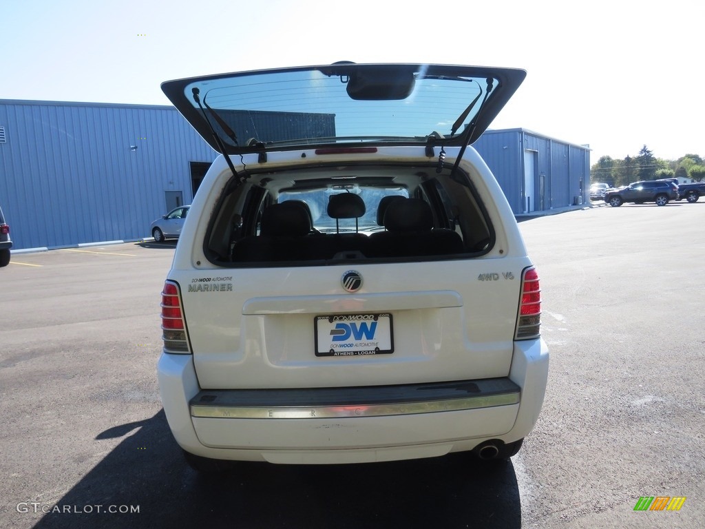 2006 Mariner Luxury 4WD - Oxford White / Pebble/Light Parchment photo #11