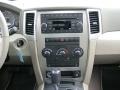 Stone White - Grand Cherokee Laredo Photo No. 22