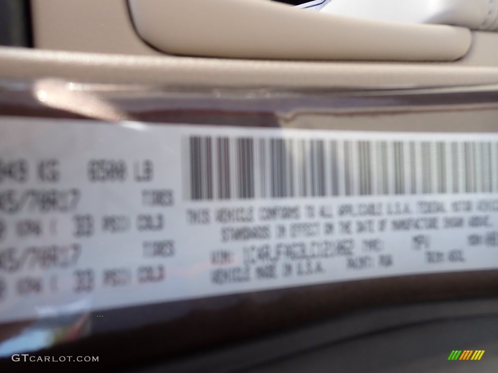 2020 Grand Cherokee Laredo E 4x4 - Walnut Brown Metallic / Light Frost Beige/Black photo #14