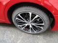 2020 Toyota Camry SE Wheel and Tire Photo