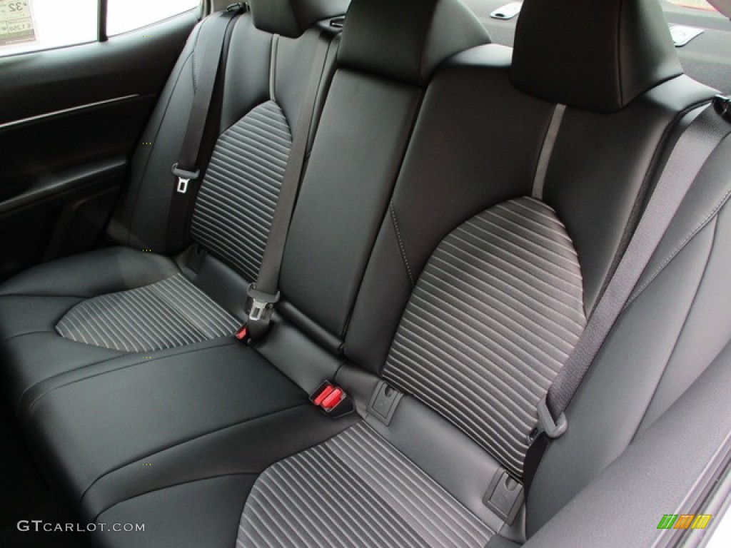 Black Interior 2020 Toyota Camry SE Photo #135639157
