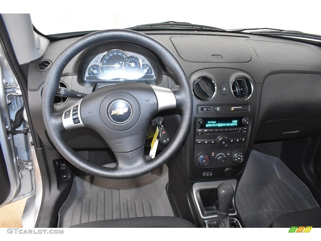 2010 HHR LT - Silver Ice Metallic / Ebony photo #10