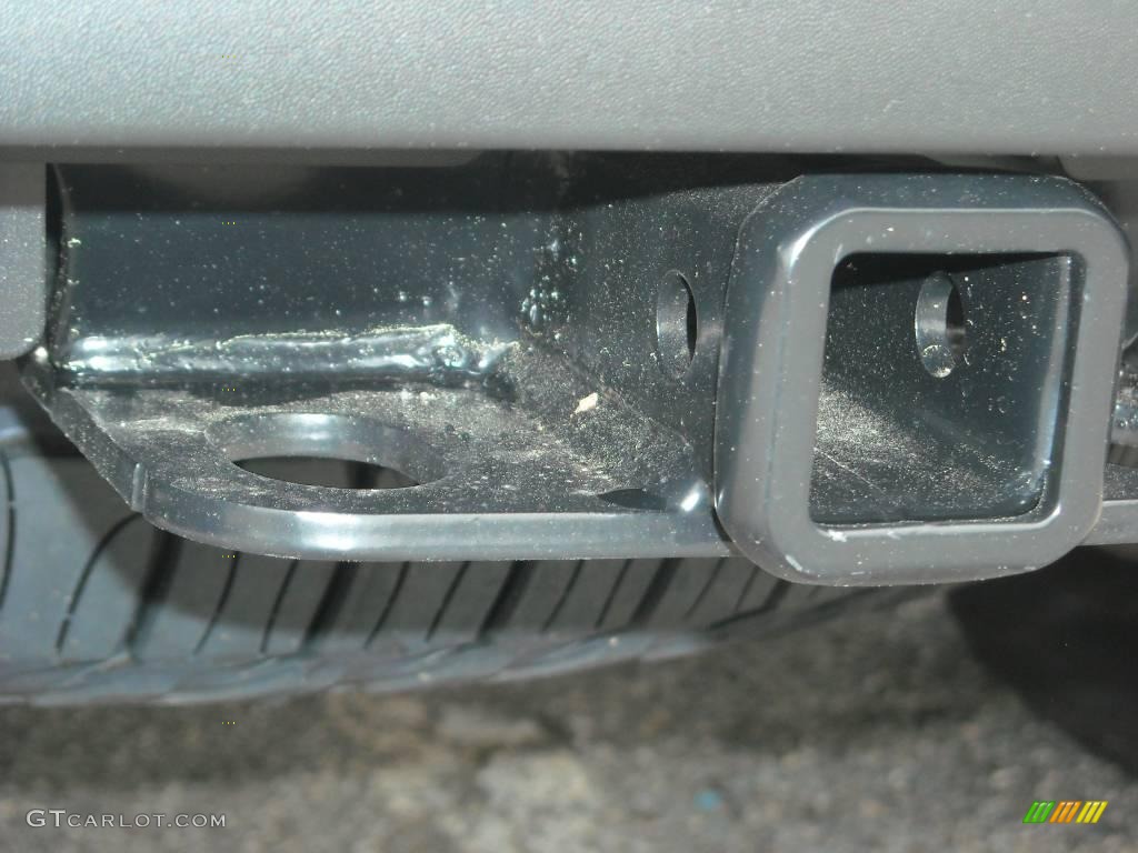 2009 Commander Sport - Stone White / Khaki photo #10