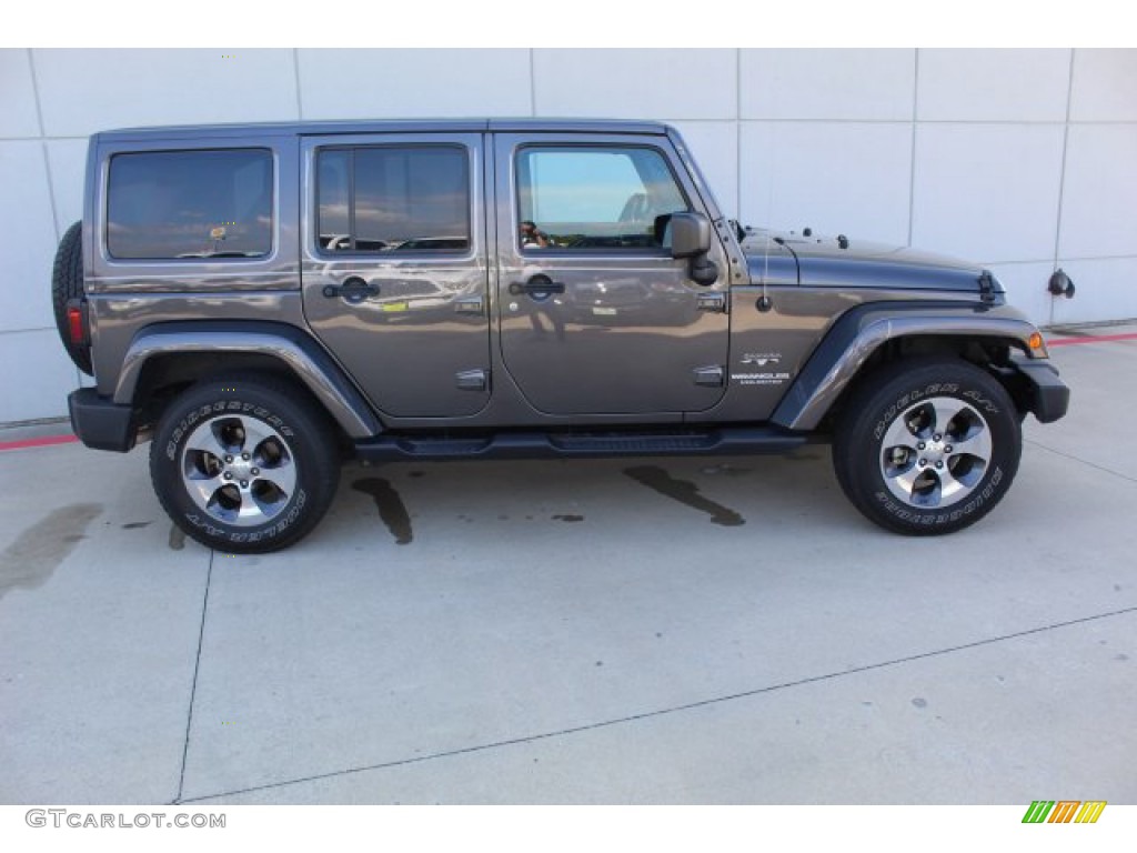 2017 Wrangler Unlimited Sahara 4x4 - Granite Crystal Metallic / Black/Dark Saddle photo #9