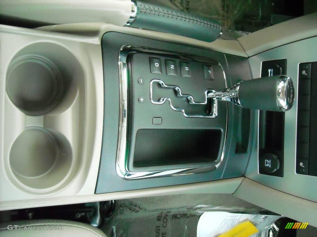 2009 Commander Sport - Stone White / Khaki photo #25