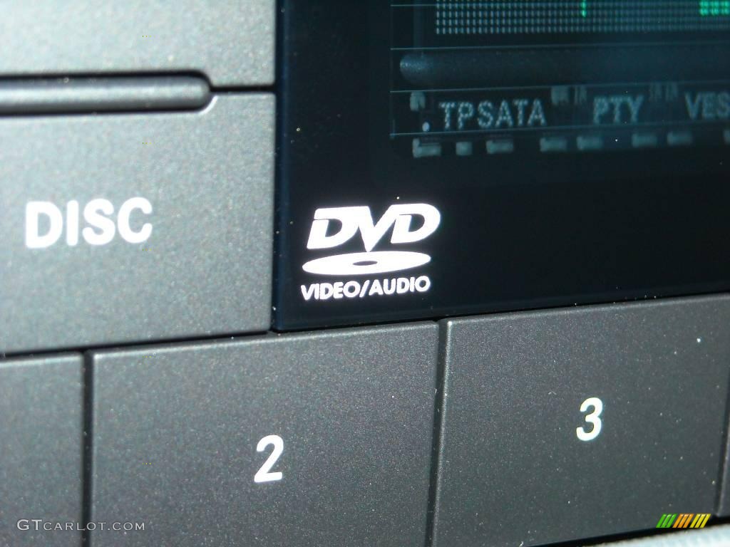 2009 Commander Sport - Stone White / Khaki photo #29