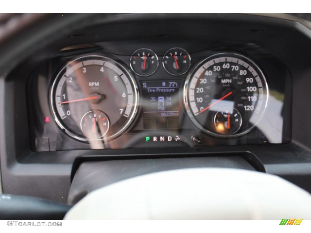 2010 Ram 1500 SLT Crew Cab - Brilliant Black Crystal Pearl / Dark Slate Gray photo #15