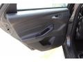 Magnetic - Focus SE Sedan Photo No. 19