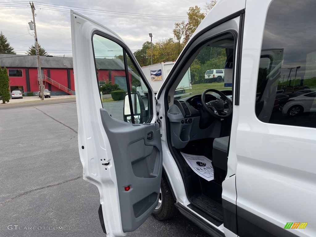 2019 Transit Passenger Wagon XLT 350 MR Long - Oxford White / Pewter photo #12