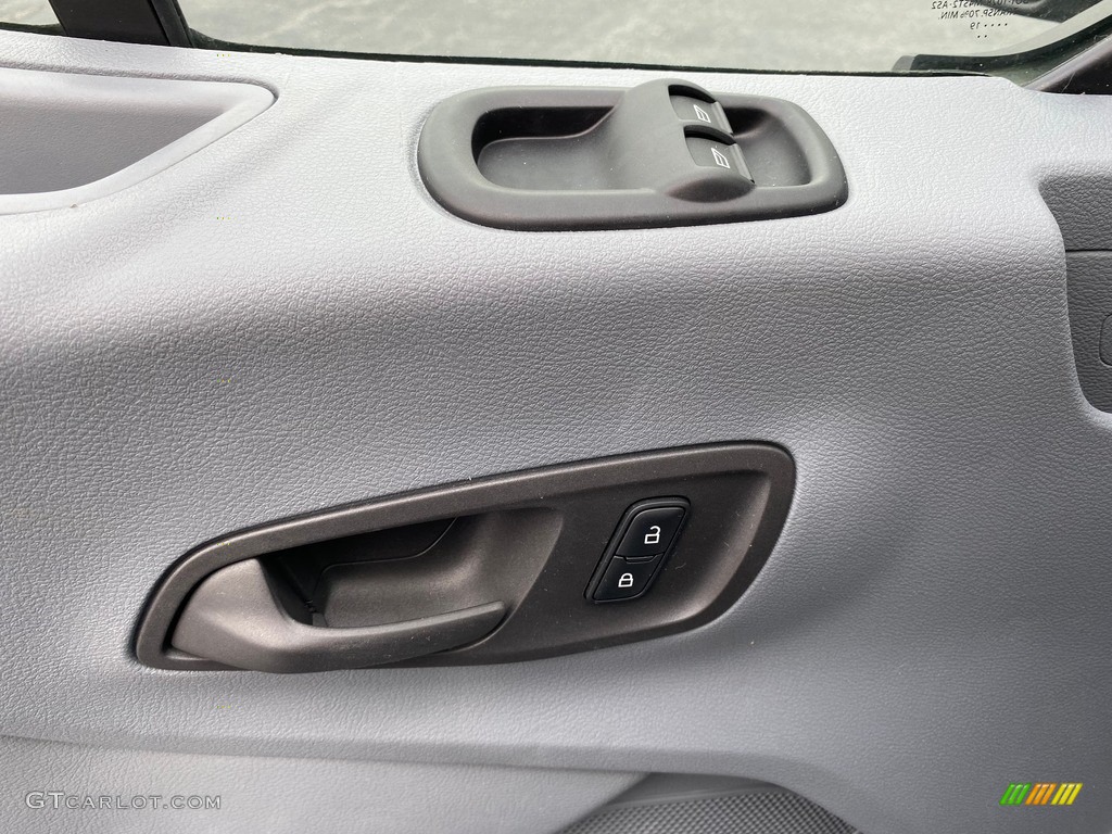2019 Transit Passenger Wagon XLT 350 MR Long - Oxford White / Pewter photo #13