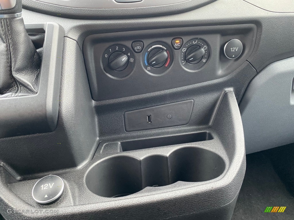 2019 Transit Passenger Wagon XLT 350 MR Long - Oxford White / Pewter photo #25