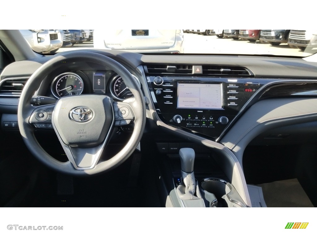 2020 Camry LE - Celestial Silver Metallic / Black photo #4