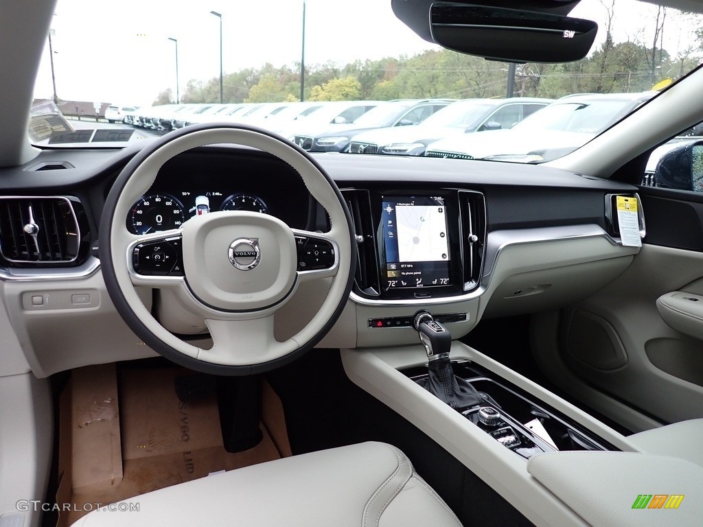 Blonde Interior 2020 Volvo V60 Cross Country T5 AWD Photo #135659256