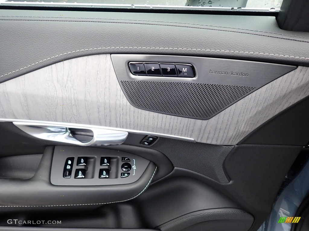 2020 Volvo XC90 T6 AWD Inscription Charcoal Door Panel Photo #135660495