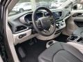 2020 Brilliant Black Crystal Pearl Chrysler Pacifica Touring L  photo #7