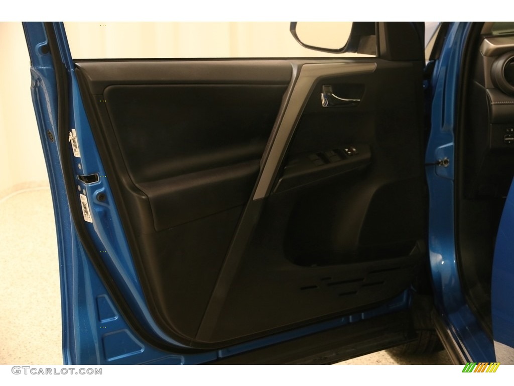 2018 RAV4 XLE AWD - Electric Storm Blue / Black photo #4