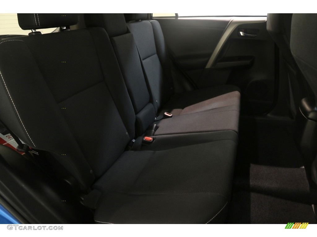 2018 RAV4 XLE AWD - Electric Storm Blue / Black photo #15
