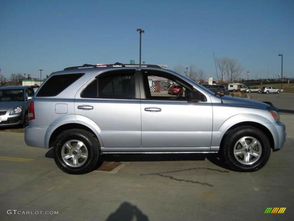 2005 Sorento LX 4WD - Ice Blue Metallic / Gray photo #4