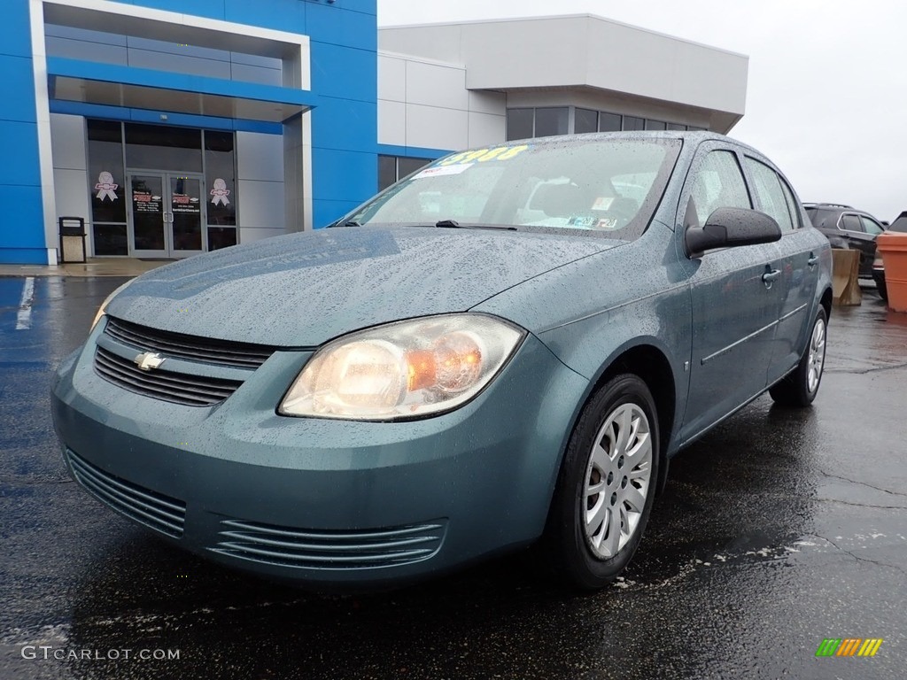 2009 Cobalt LS Sedan - Silver Moss Metallic / Gray photo #2