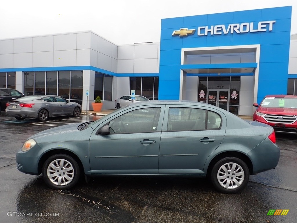 2009 Cobalt LS Sedan - Silver Moss Metallic / Gray photo #3