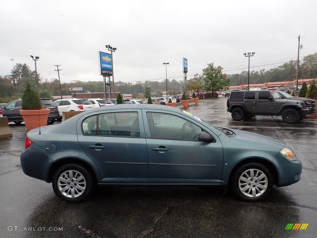 2009 Cobalt LS Sedan - Silver Moss Metallic / Gray photo #9