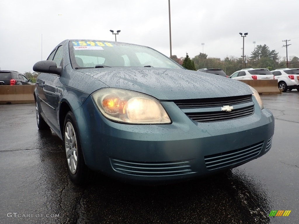 2009 Cobalt LS Sedan - Silver Moss Metallic / Gray photo #11