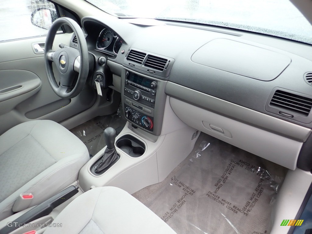 2009 Cobalt LS Sedan - Silver Moss Metallic / Gray photo #15