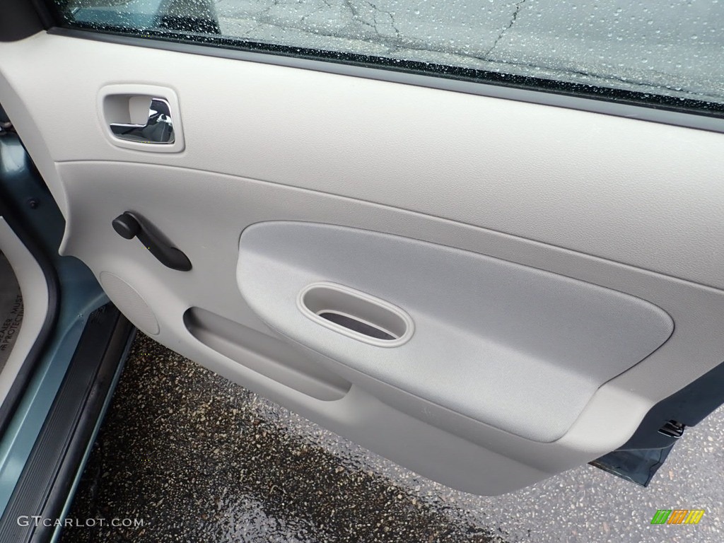 2009 Cobalt LS Sedan - Silver Moss Metallic / Gray photo #16