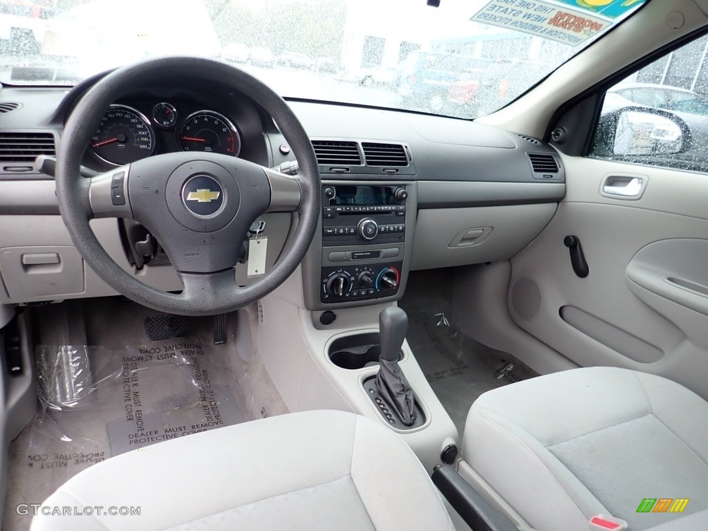 2009 Cobalt LS Sedan - Silver Moss Metallic / Gray photo #21