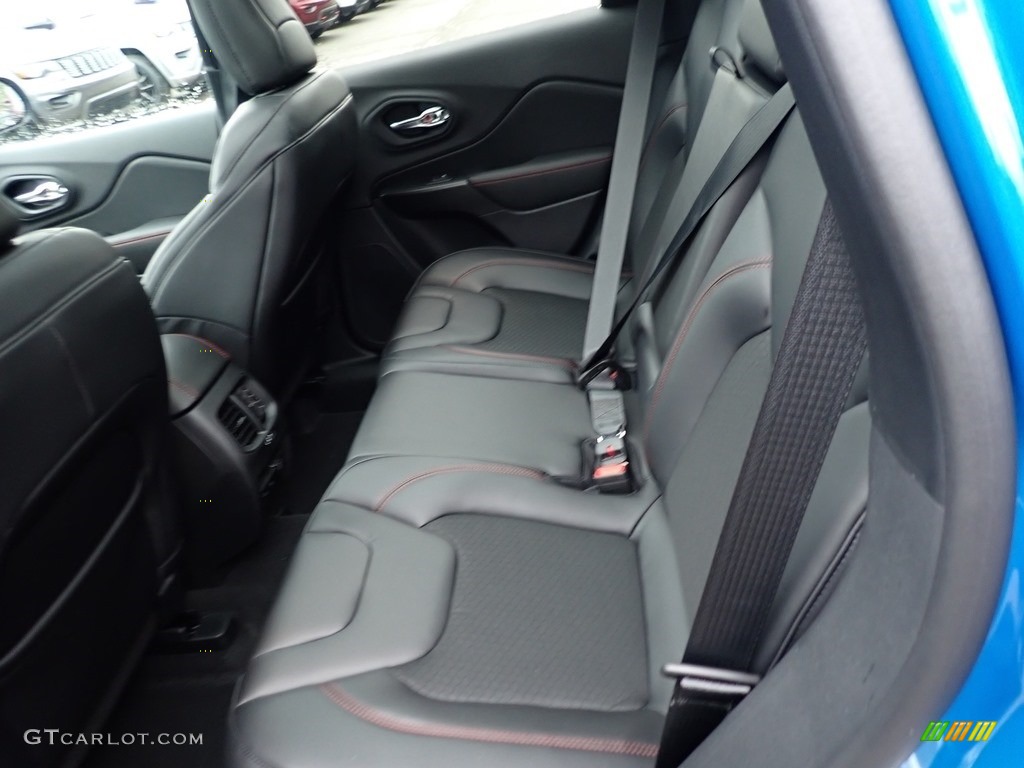 2020 Jeep Cherokee Trailhawk 4x4 Rear Seat Photo #135673236