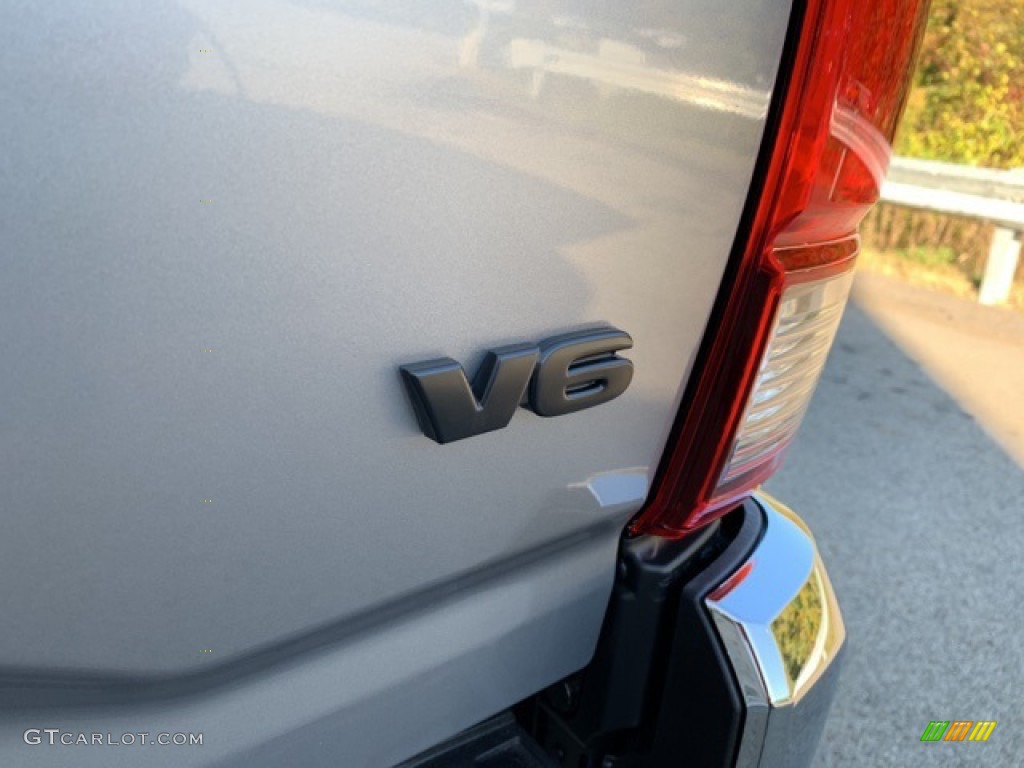 2020 Tacoma SR5 Double Cab 4x4 - Silver Sky Metallic / Black photo #11