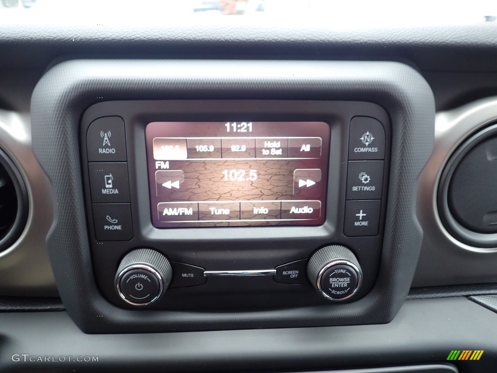 2020 Jeep Wrangler Sport 4x4 Controls Photo #135675207