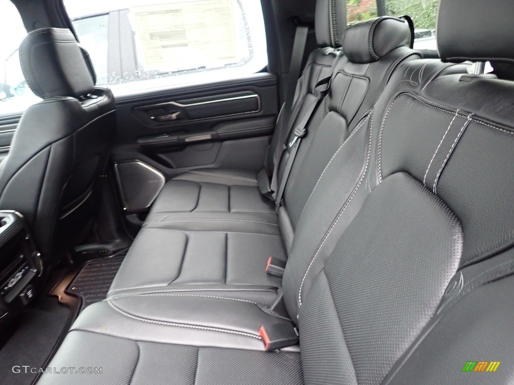 2019 1500 Limited Crew Cab 4x4 - Diamond Black Crystal Pearl / Black photo #9