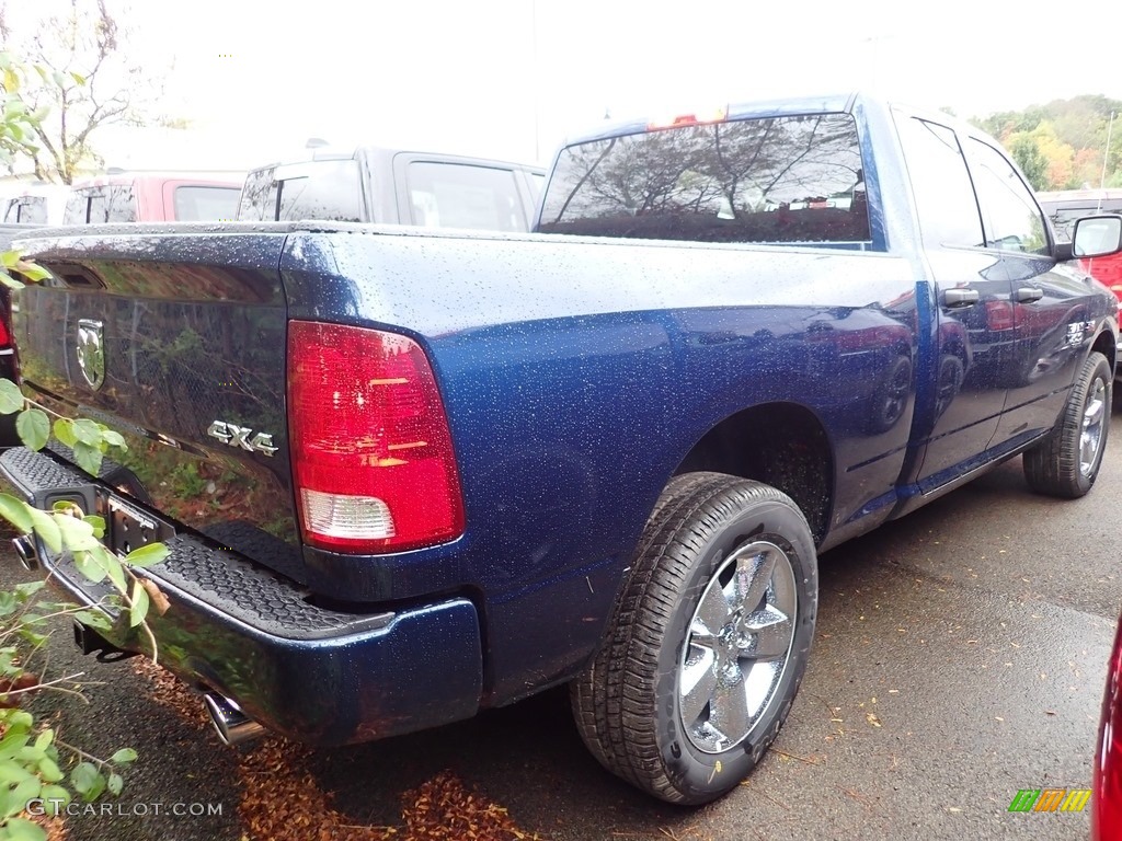 2019 1500 Classic Express Quad Cab 4x4 - Patriot Blue Pearl / Black/Diesel Gray photo #4