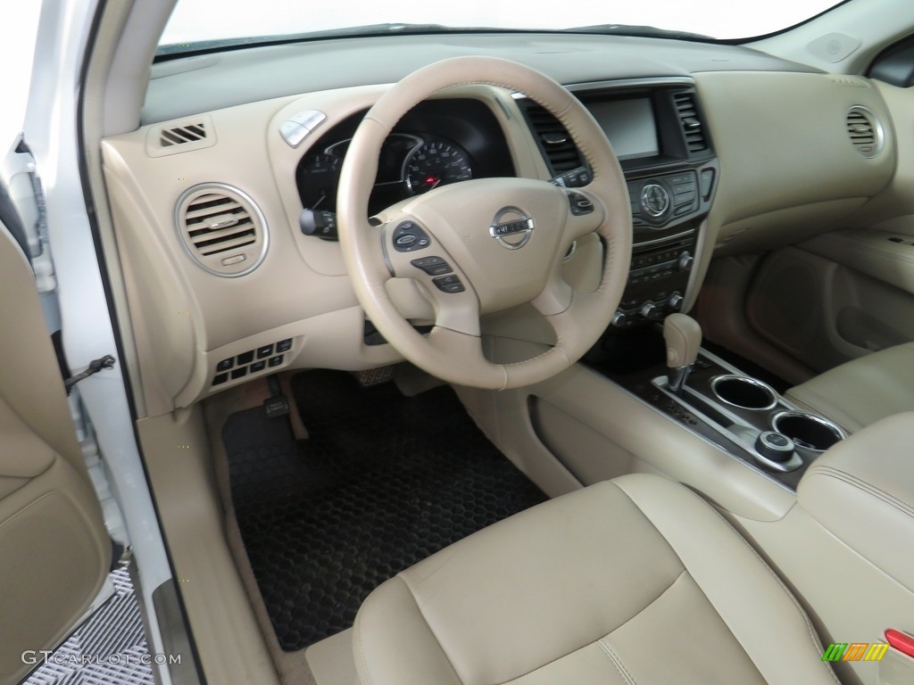 2013 Pathfinder SL 4x4 - Moonlight White / Almond photo #37