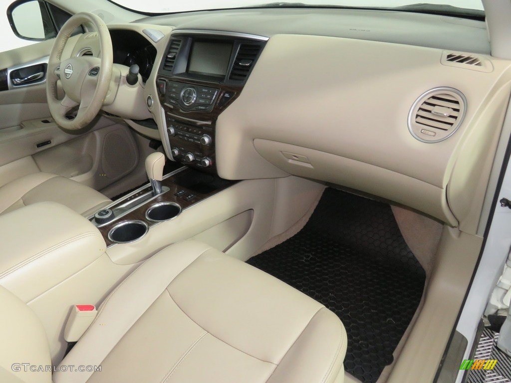 2013 Pathfinder SL 4x4 - Moonlight White / Almond photo #47