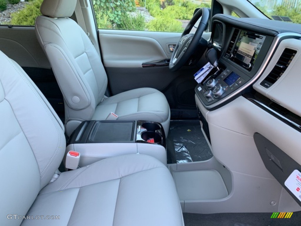 2020 Sienna XLE AWD - Toasted Walnut Pearl / Ash photo #19