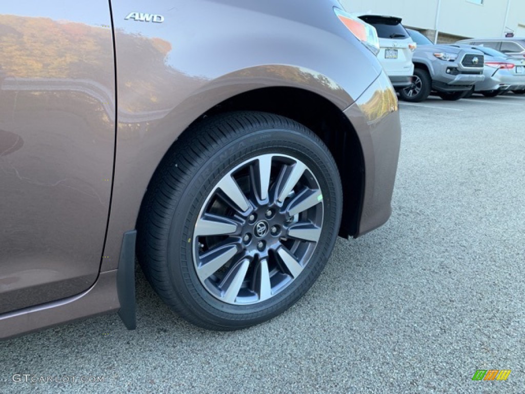 2020 Sienna XLE AWD - Toasted Walnut Pearl / Ash photo #23