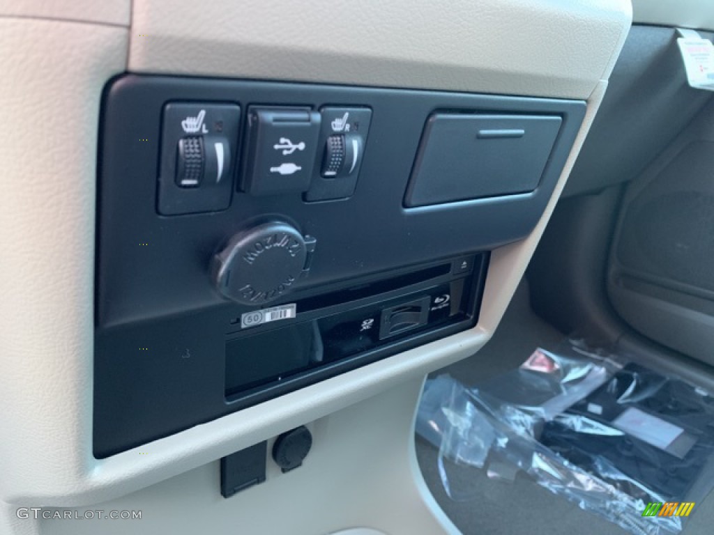 2020 Sienna XLE AWD - Toasted Walnut Pearl / Ash photo #25