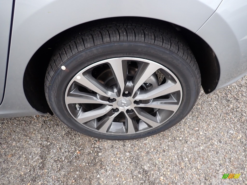 2020 Hyundai Elantra GT Standard Elantra GT Model Wheel Photos