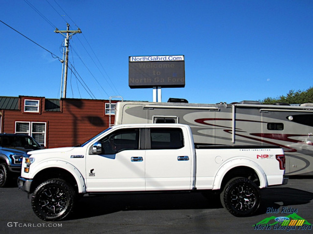 2016 F150 XL SuperCrew 4x4 - Oxford White / Medium Earth Gray photo #2